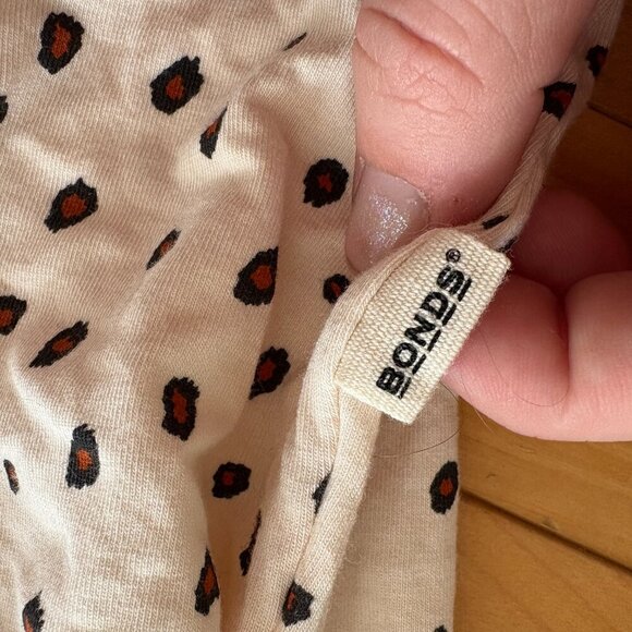 Bonds Baby Sleeper Pajamas Footie PJs Leopard Size 0000 Newborn Bamboo Viscose - Picture 11 of 11